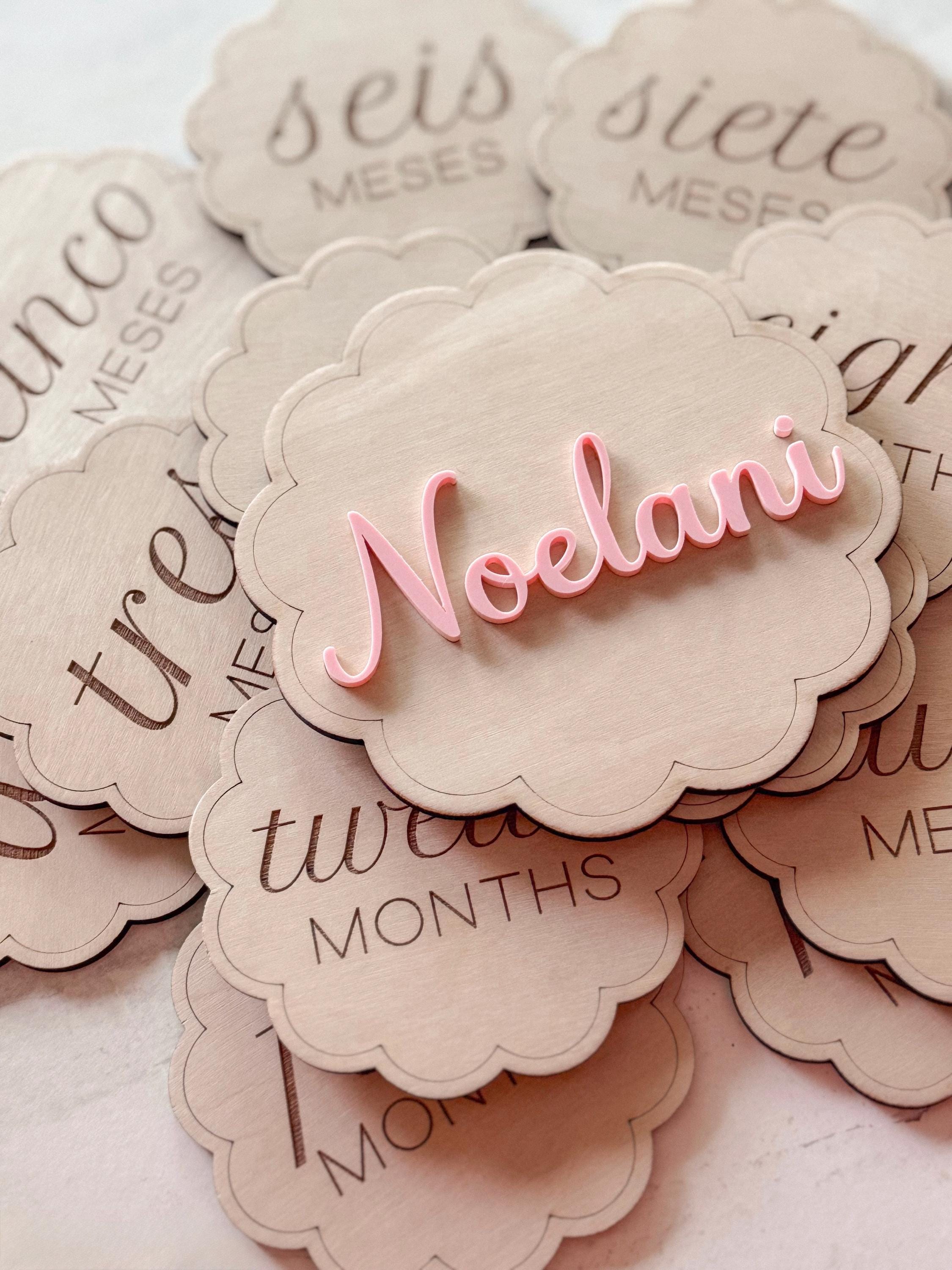 Reversible Bilingual Baby Monthly Milestones (Spanish & English)